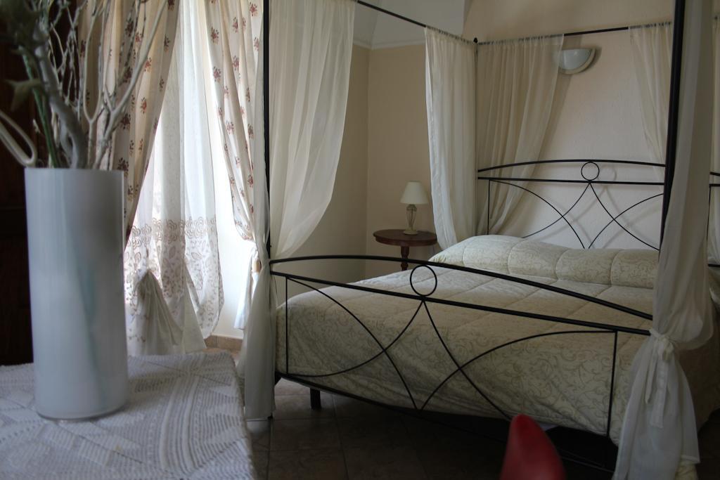 Hotel Porta Santa Maria Busca Phòng bức ảnh